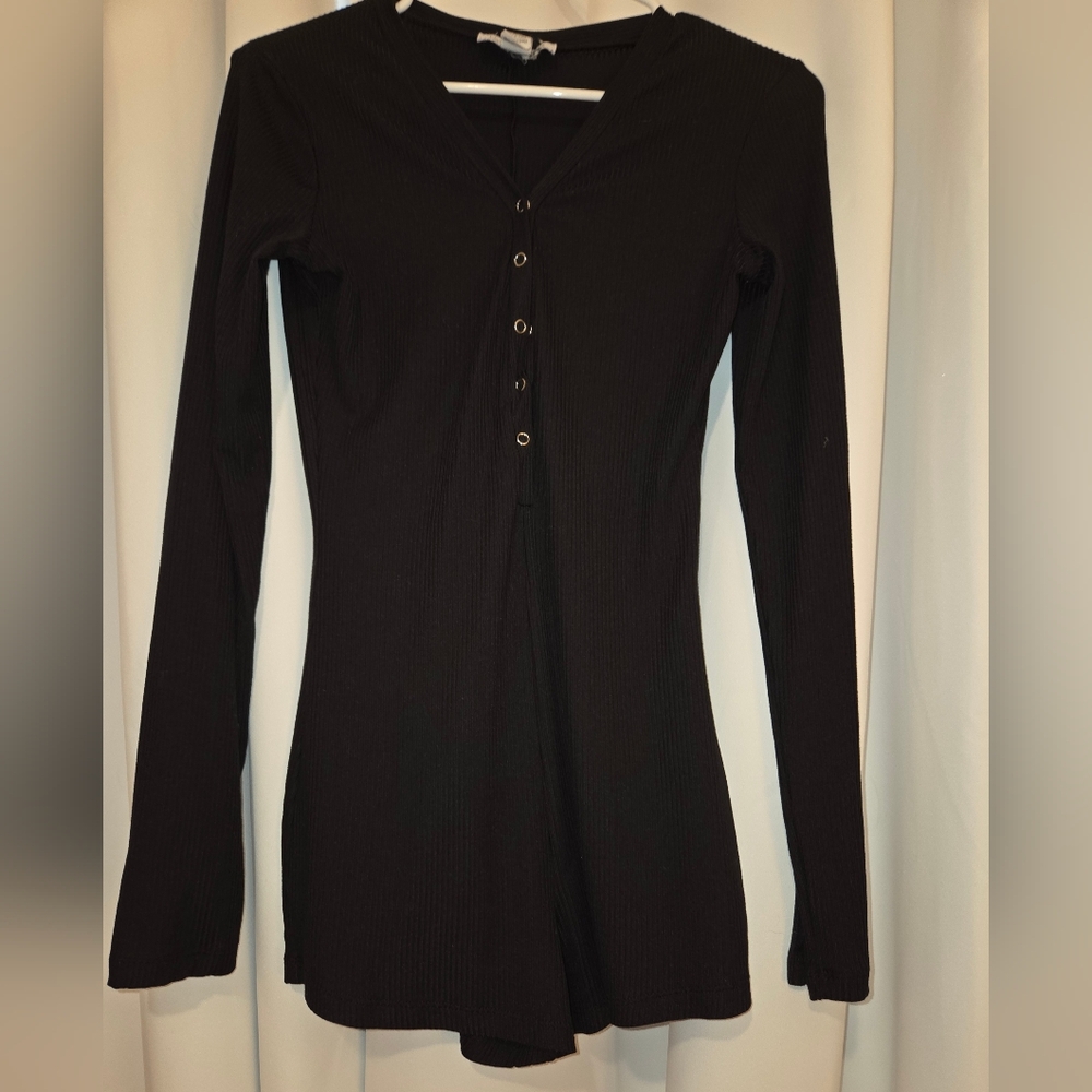 Stylish Black Long Sleeve Top with Button Accents Jumpset Shorts